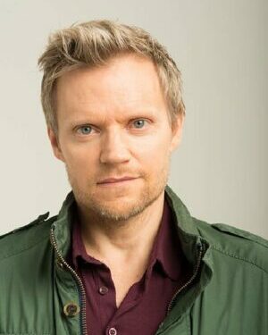 Marc Warren
