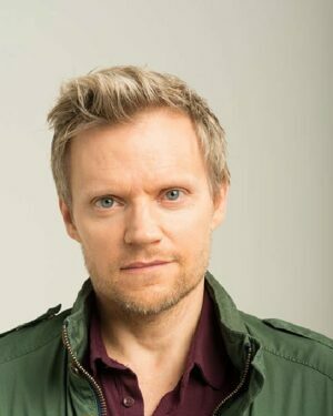Marc Warren